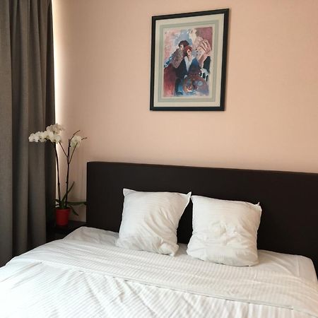 布鲁塞尔斯利纳酒店 Sint-Jans-Molenbeek 外观 照片